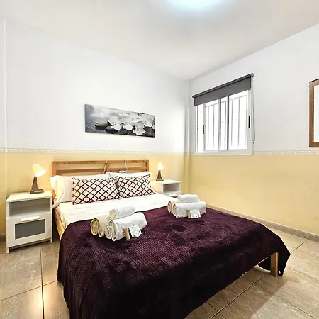 Appartement 1a Abrigos, Wifi And Balcony *